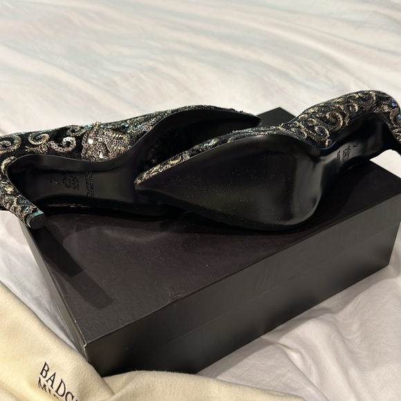 Badgley Mischka Pumps - Picture 7 of 8